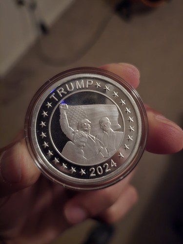 Space Force Trump  1オンス　銀貨　500枚発行！ Donald Trump 2024 99.9% Silver Proof Coin With A Portrait Of