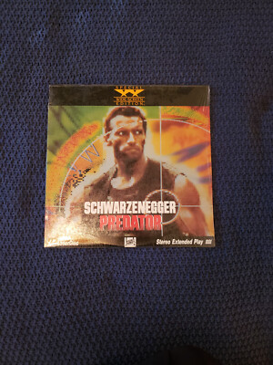 Predator- Laserdisc- Starring Arnold Schwarzenegger *Widescreen Edition* Sealed