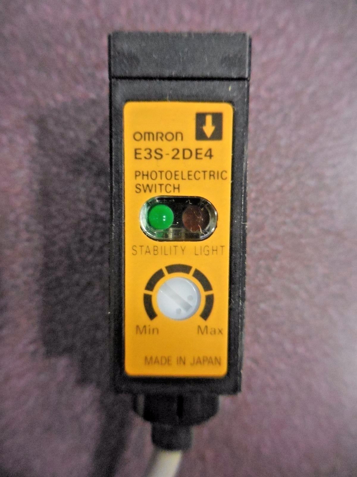 Omron E3S-2DE4 Photoelectric Switch | eBay Omron E3S-2DE4 Photoelectric Switch | eBay