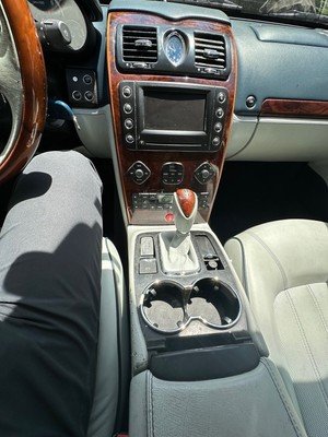 image 4 of interior