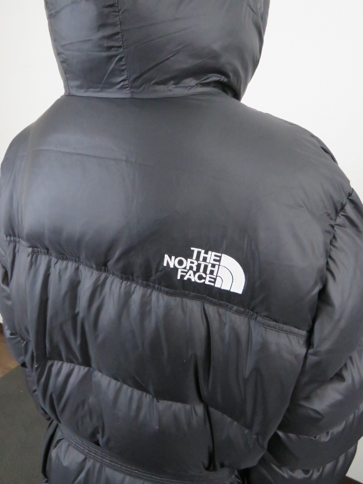 Pre-owned The North Face Womens  Nuptse Belt Long 700-down Insulated Hooded Jacket Black In Tnf Black