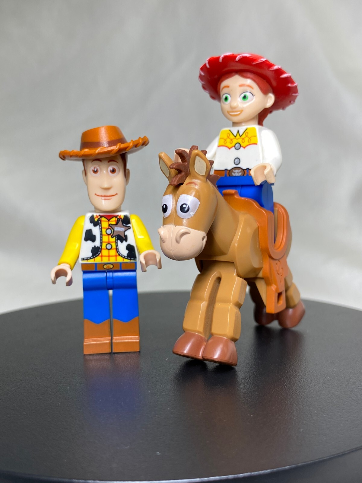 LEGO Toy Story Bullseye Woody Jessie Minifigure LOT of 3