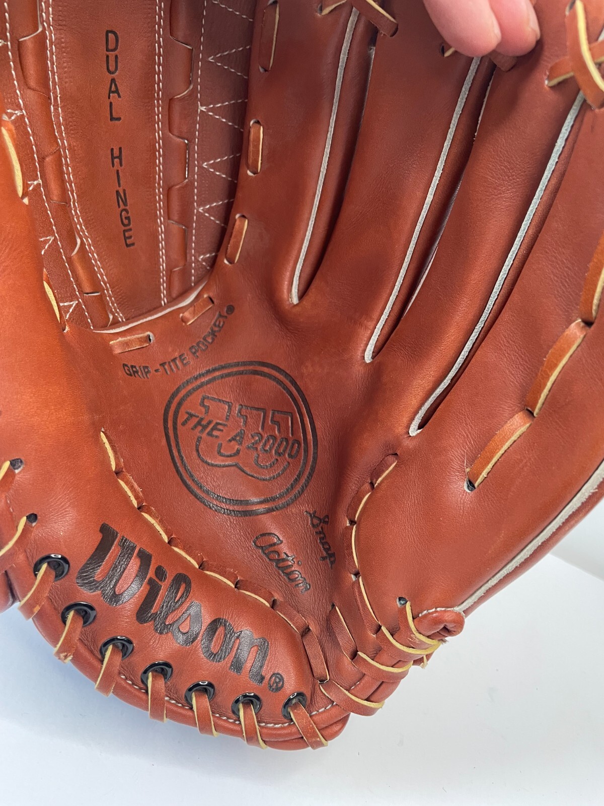 New Vintage Wilson Baseball Glove The A2000 XL Unused 12.5 Inch Adult Size RHT
