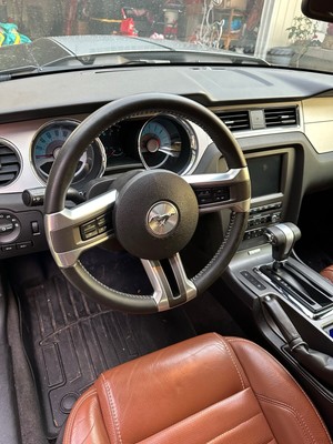 image 3 of interior