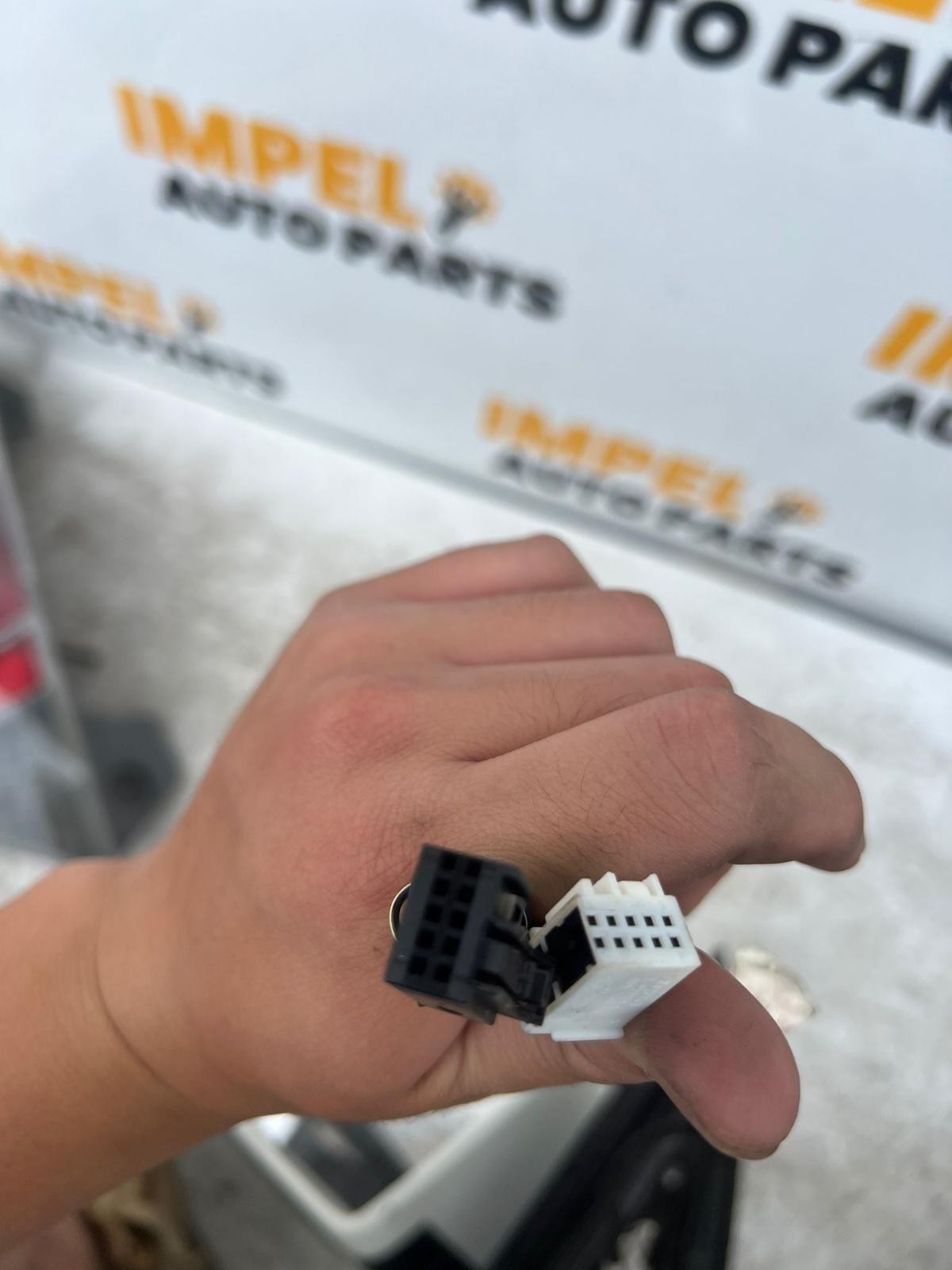 MERCEDES M CLASS W166 03/2012-01/2016 LEFT DOOR MIRROR POWER FOLD 2 PLUGS - thumbnail 5