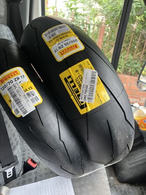Pirelli Supercorsa SP V3 Motorcycle Tyres 120/70/ZR17 58W