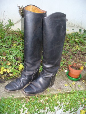 Graisse à sabots - Produits de soin du sabot - Equitation