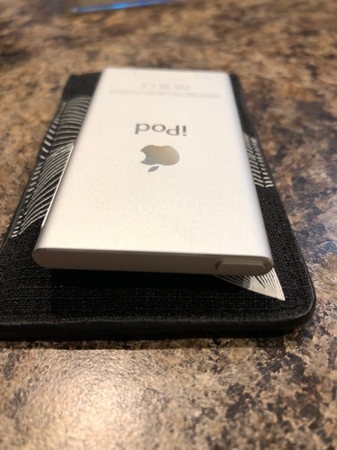 Apple iPod nano 7th Generation Silver (16 GB) USED BUT WORKS LIKE NEW