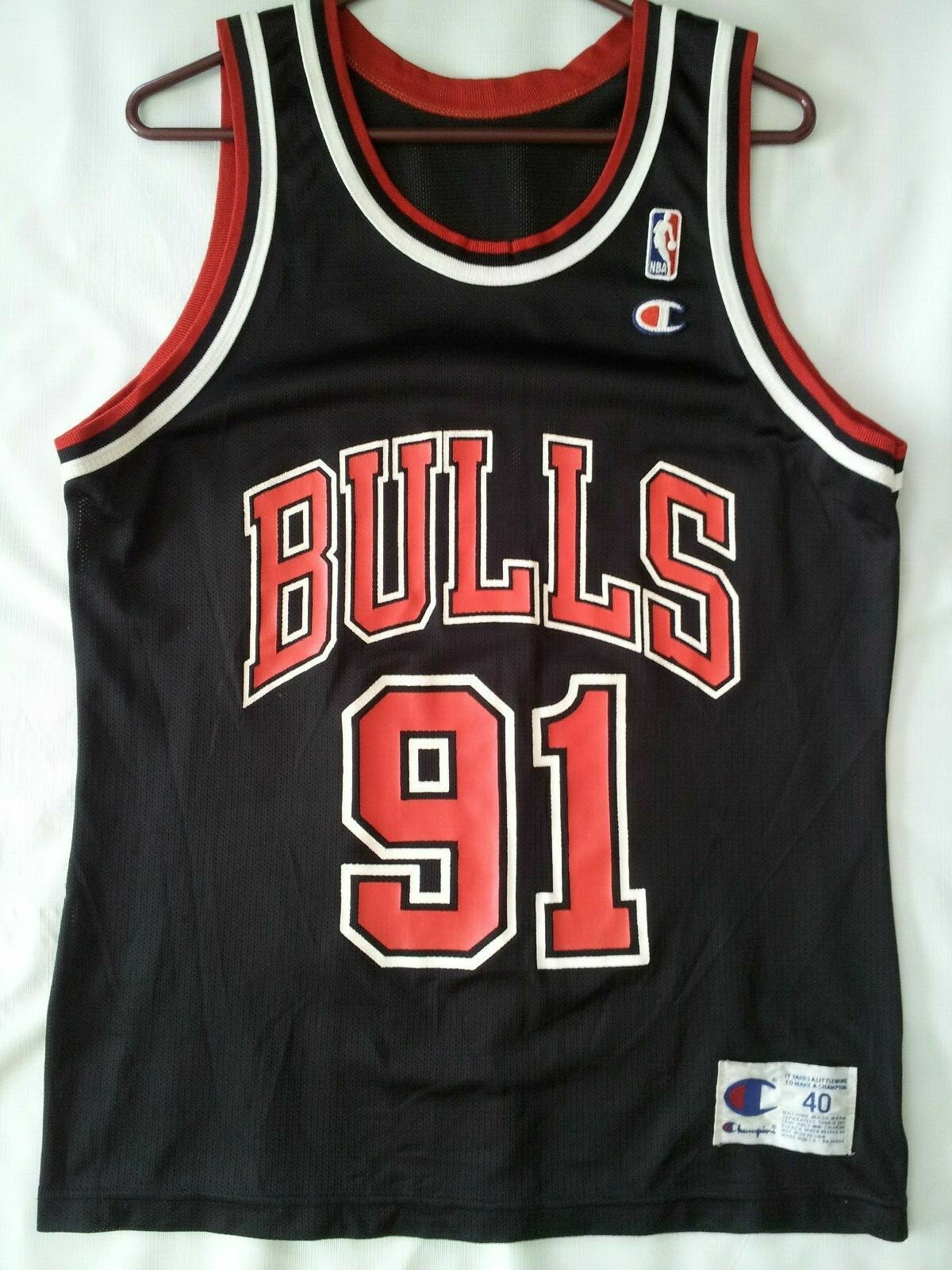 VINTAGE CHAMPION CHICAGO BULLS #91 DENNIS RODMAN BASKETBALL
