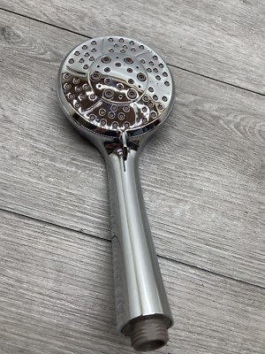 Moen  164928  1.75 GPM Four-Function Handshower Chrome READ**
