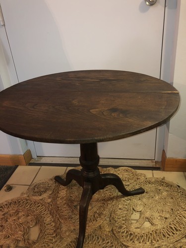 18th C Primitive Tilt Top Table