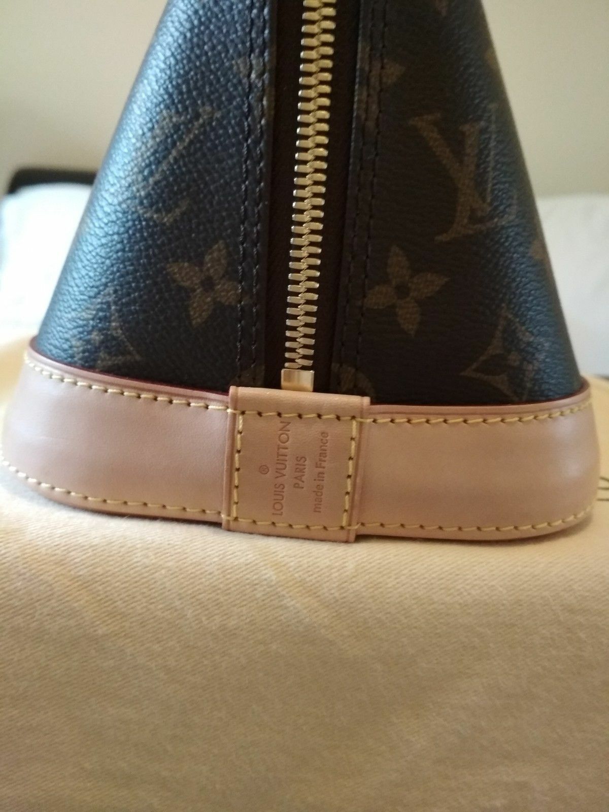 Authentic Louis Vuitton Monogram Alma PM Bag