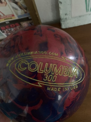 Columbia 300 Throttle Bowling Ball C300 Marble Purple Red 19 LB Yellow Dot TONY