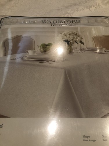 $80 NEW LUXURY WHITE WATERFORD LINENS TABLECLOTH Oblong 70”x126” 10 To 12 Seat