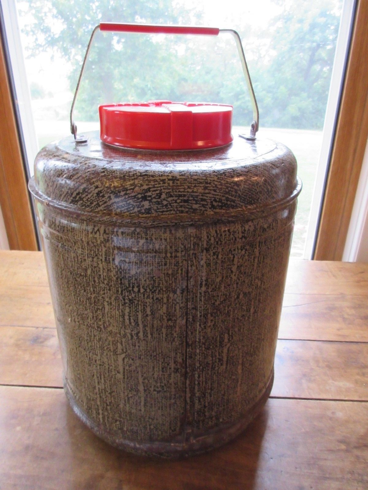 VTG RETRO Thermaster Bottle Insulated Cooler by Poloron w/2 Cups -Mottled Finish