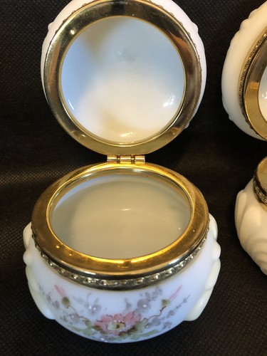 Wave Crest C.F. Munroe Opal Ware Dresser Box Hand Painted Set of 2