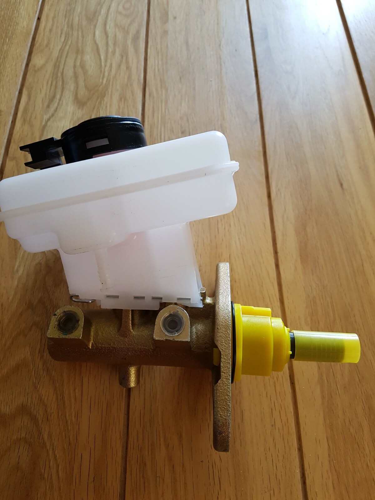 LANDROVER DISCOVERY 2 BRAKE MASTER CYLINDER eBay