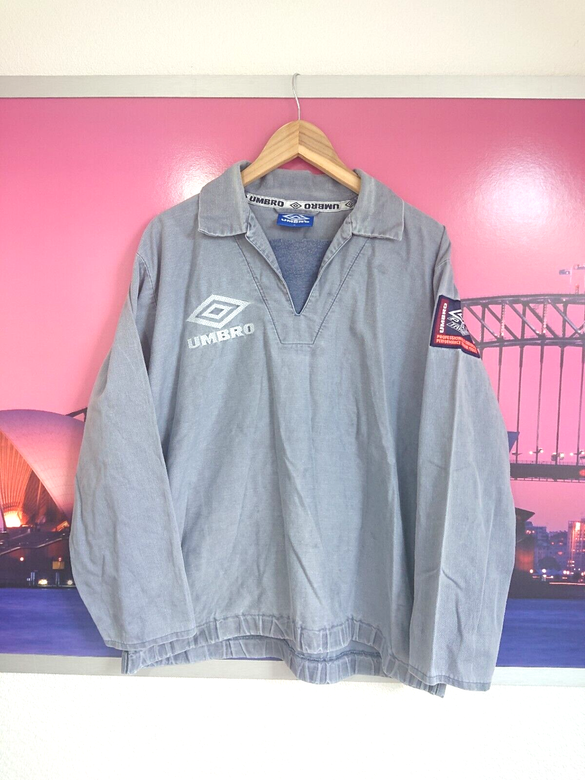 希少カラー 90s Umbro drill top 青タグ アンブロ oasis 希少カラー 90s Umbro drill top 青タグ アンブロ oasis 希少カラー