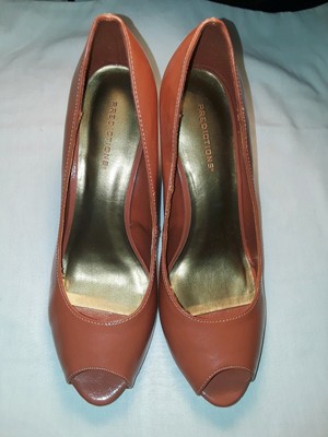  PREDICTIONS: Women's Leather Elegant Dres Shoes size 8.Terra-cotta color.