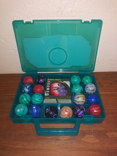 Bakugan Battle Brawlers Lot of 46 Bakugan B1 & B2 , 2 Carrying Cases and Cards