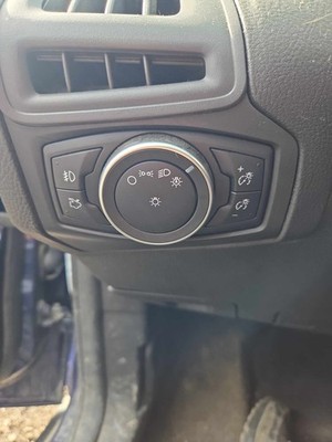Used Headlight Switch fits: FORD FOCUS 13 14 15 16 17 18