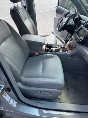 image 5 of interior