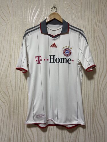 BAYERN MÜNICH 2009 2010 THIRD FOOTBALL SHIRT SOCCER JERSEY BAYERN MÜNICH 2009 2010 THIRD FOOTBALL SHIRT SOCCER JERSEY