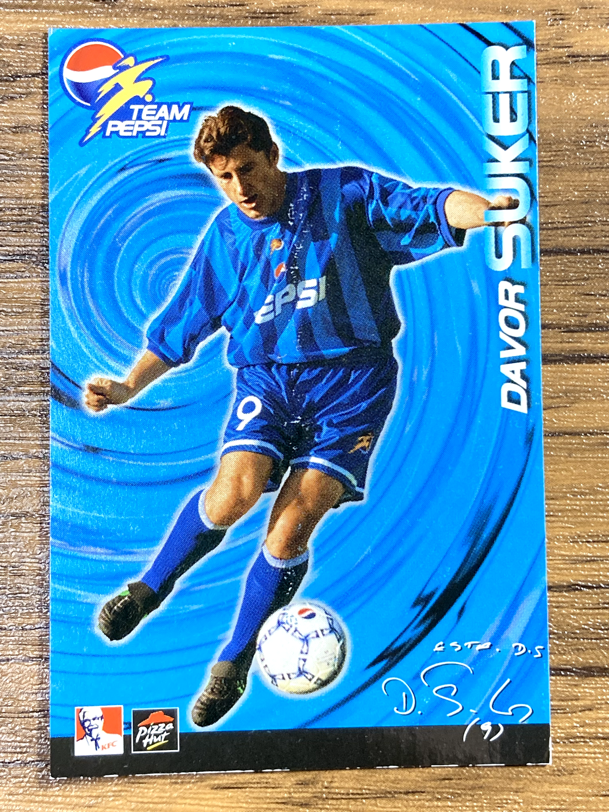 Team Pepsi 2002 FIFA World Cup Soccer Card Davor Suker Pizza Hat