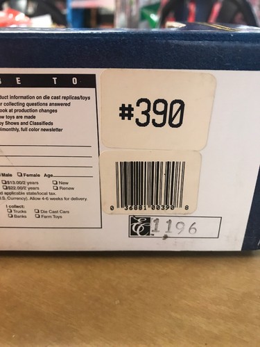 NEW IN BOX Ertl MADE USA 1931 New Holland Hawkeye Truck Bank 1/34