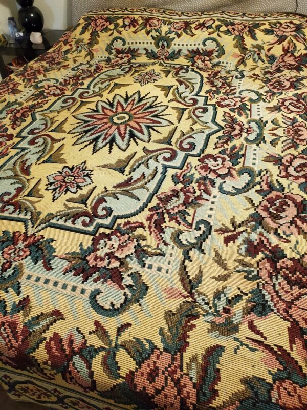 Vintage Brocade woven Tapestry Area Rug Bedspread Blanket 76"X 92" Coverlet Rose