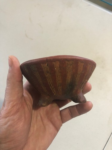MLC S2237 OLD Tri Pod Pre Columbian Pot Pottery Red Paint