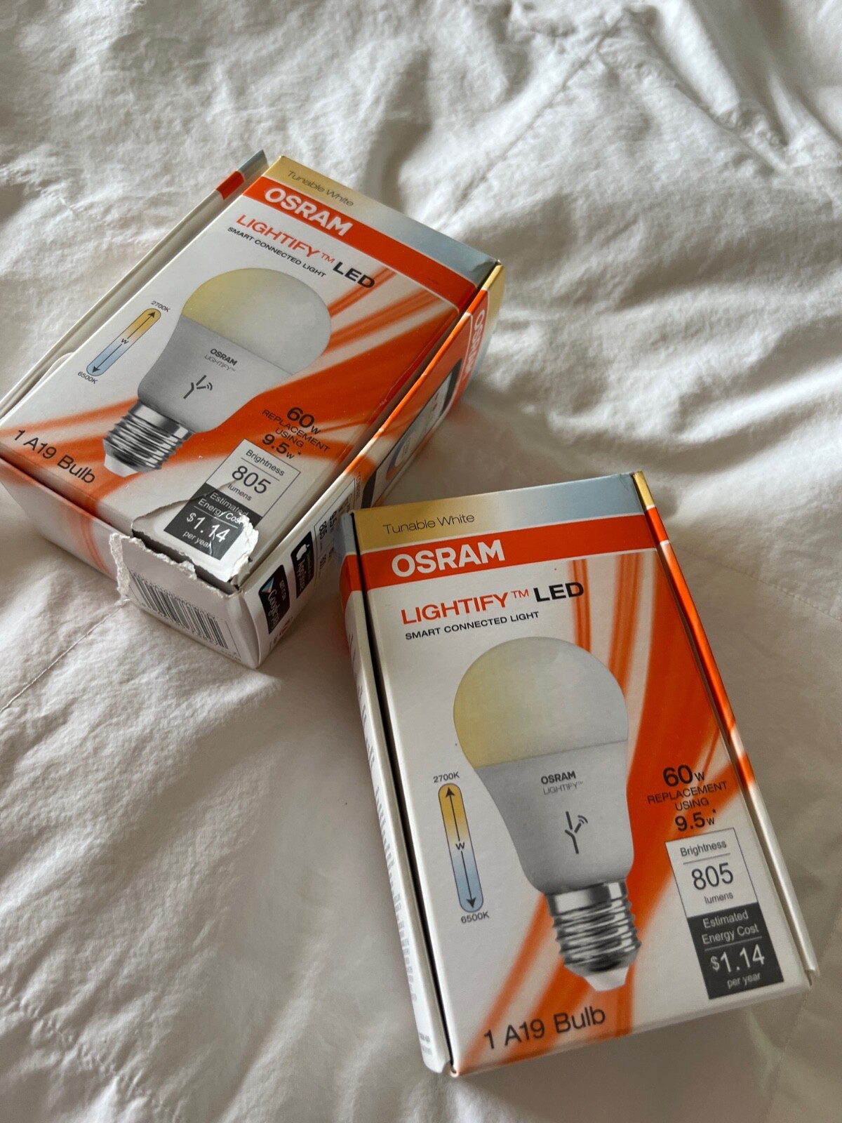 OSRAM Lightify LED Smart Connected Light A19 Tunable White 9