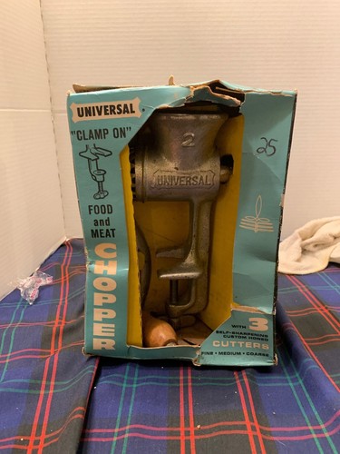 Vintage Universal No. 2 Food and Meat Chopper Grinder with Wooden Handle and Box