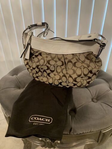 Coach Signature White Leather Hobo Handbag Soho Pleated