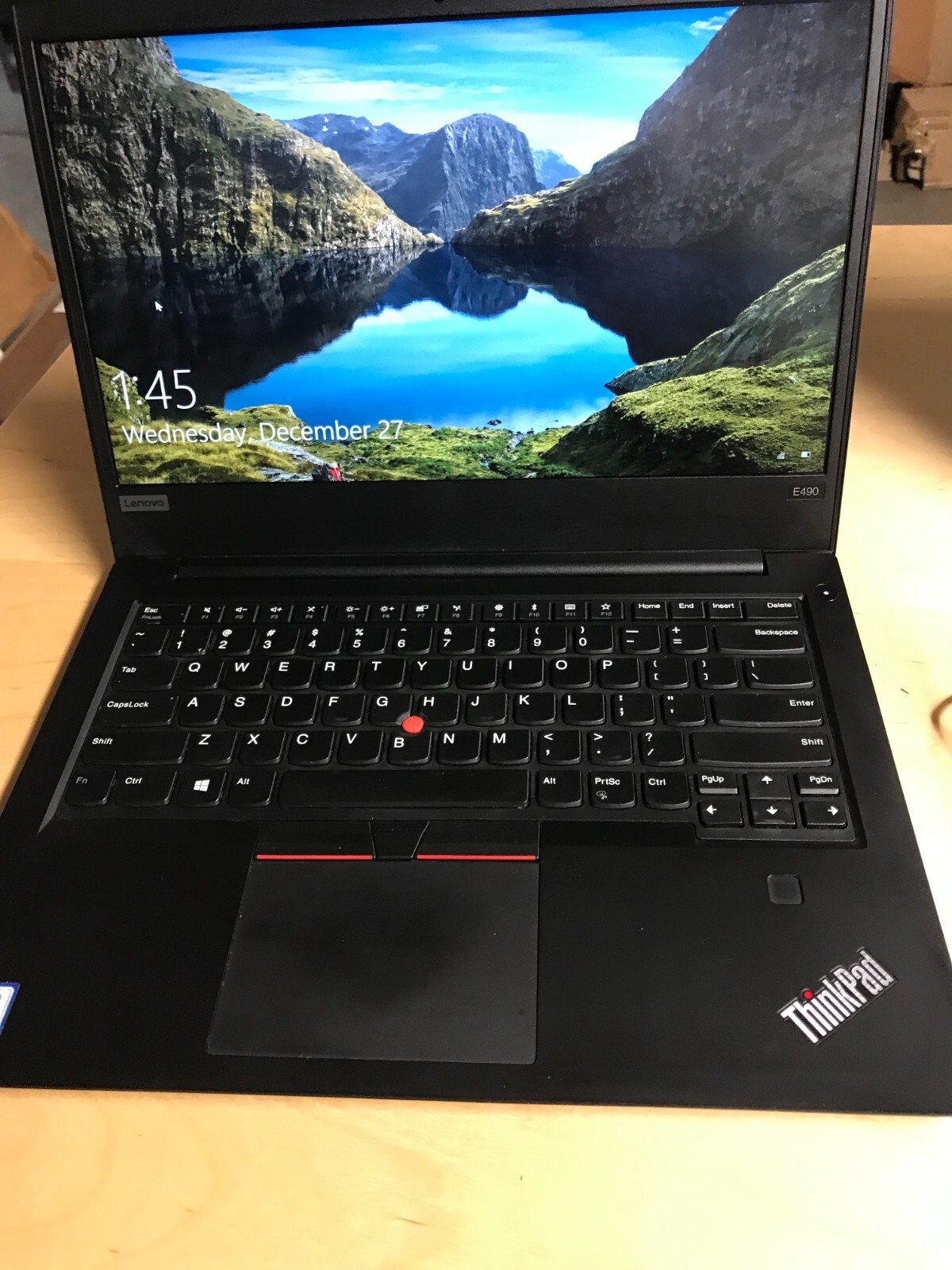 Lenovo ThinkPad E490 Cor i5-8265U@1.60GHz, 8GB RAM , 240 GB Lenovo ThinkPad E490 Cor i5-8265U@1.60GHz, 8GB RAM , 240 GB