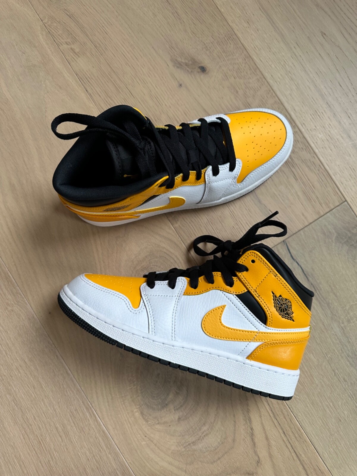 シューズ(男性用) Nike AirJordan1HighWhite/UniversityGold Size 8 - Air Jordan 1 Mid University Gold for sale online | eBay
