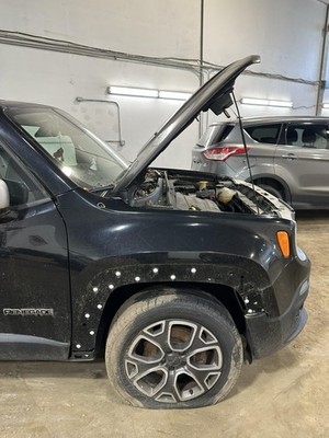 (LOCAL PICKUP ONLY) 15-23 RENEGADE Fender Passenger Side Right