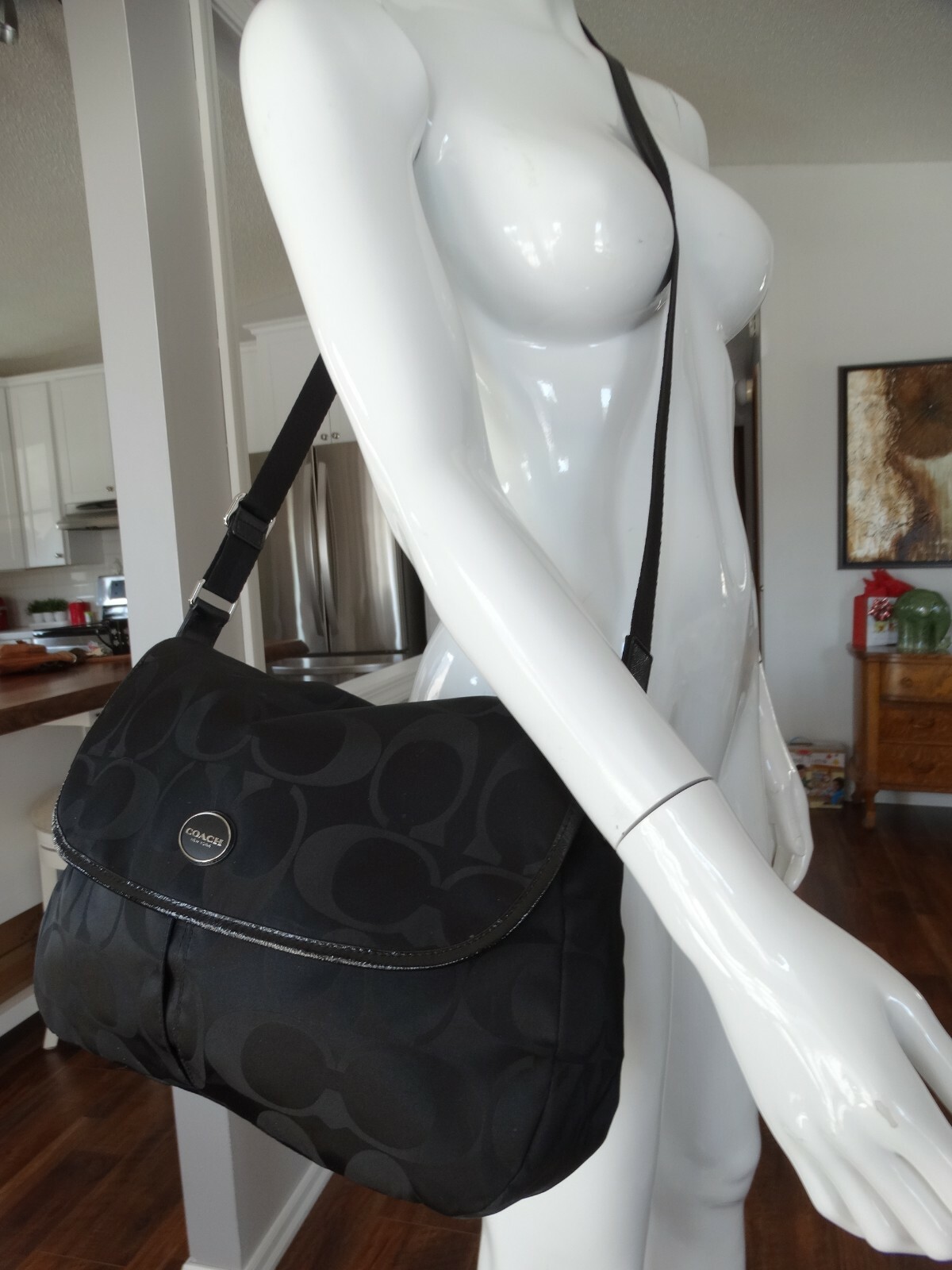 COACH Signature Nylon Messenger F77490