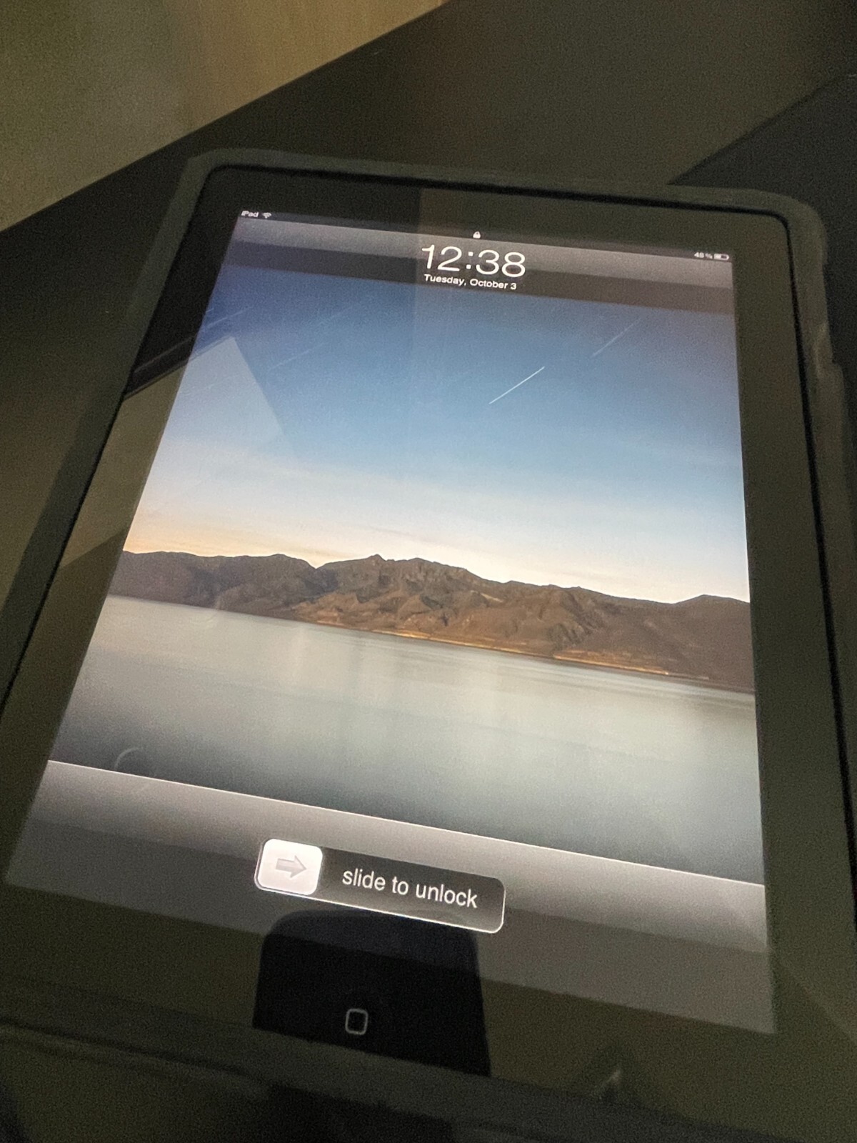 □□利用制限○ Apple iPad 第1世代 16GB WIFI + 3G A1337 動作確認済 