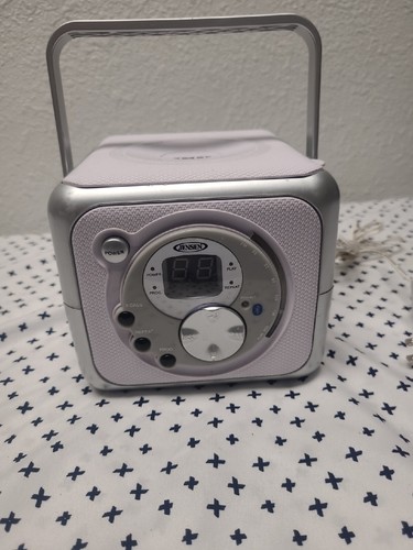 Jensen CD-555 Portable FM Stereo, CD Player w/Bluetooth~ White Tested -