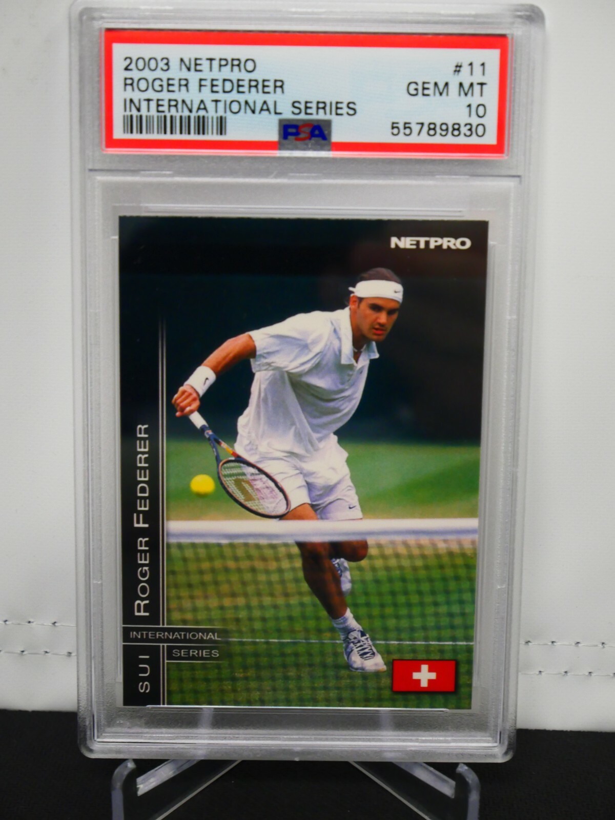 ROGER FEDERER 2003 NETPRO #11 INT'L SERIES RC ROOKIE CARD