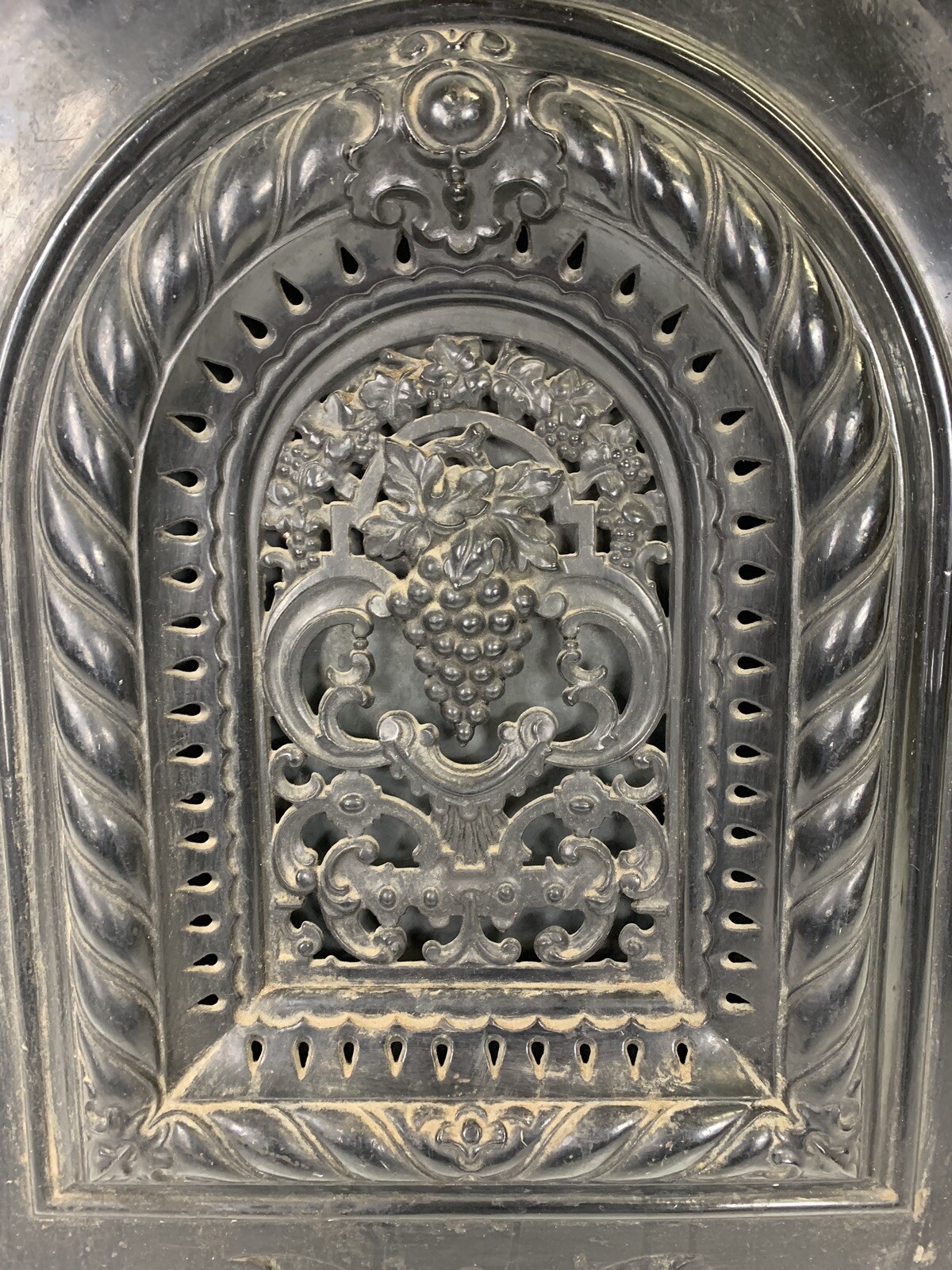 Antique Cast Iron Summer Cover Fireplace Ornate Arch Grapes