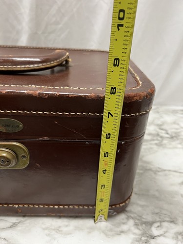 Vintage Maximillion NYC Leather Trimmed Makeup Cosmetic Train Case luggage