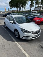 2018 Vauxhall Astra 1.6 CDTi 16V ecoTEC Design 5dr HATCHBACK Diesel Manual