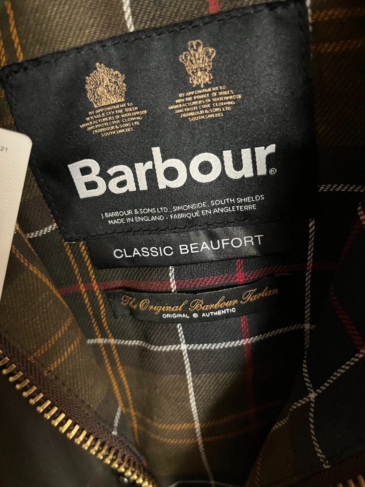 BARBOUR MADE IN THE U.K. OLIVE BARBOUR BEAUFORT WAXED JACKET MSRP$495 BRITISH LUXURY