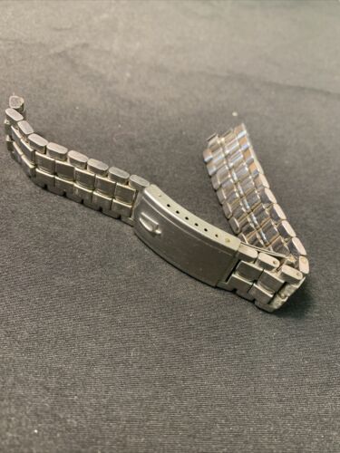 Vintage Men's JB Champion Stainless Steel Brick Bullet Watch Vintage Men's JB Champion Stainless Steel Brick Bullet Watch