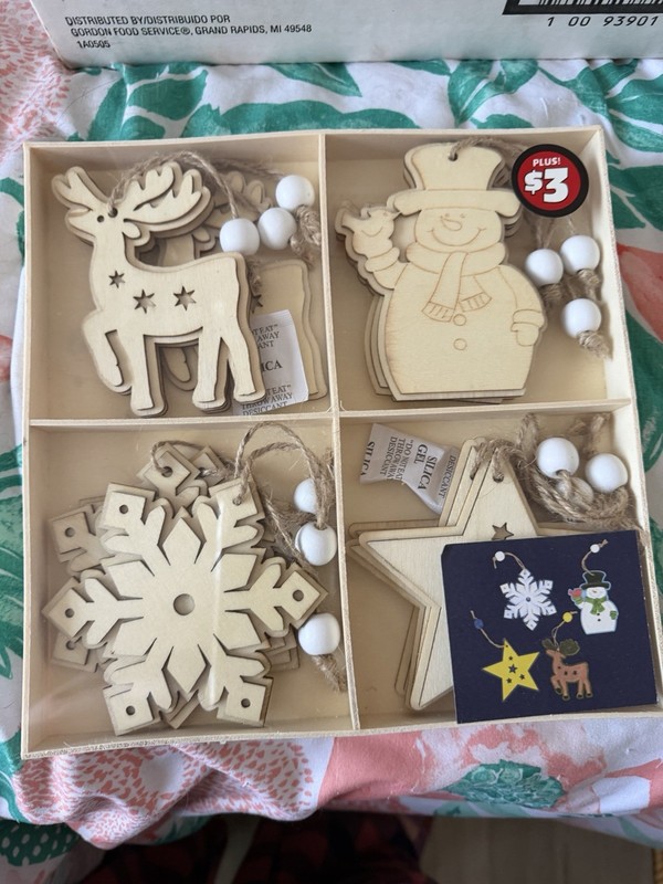 Christmas Beaded Ornament Garland DIY