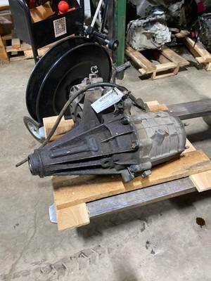01 02 CHEVY SILVERADO 2500 Transfer Case