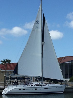 2003 Hunter 410 sailboat