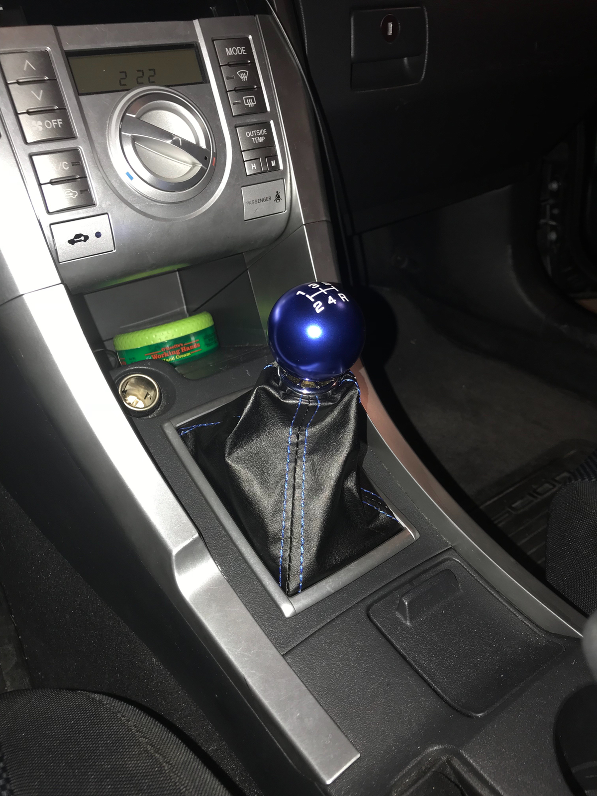 Megan Racing Short Throw Shifter w Knob Fit Scion tC 0510 JDM T6